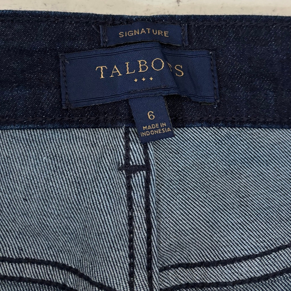 NWOT Talbots Signature Classic Straight Leg Dark Wash Denim Jeans | Sz 6 - Picture 6 of 8